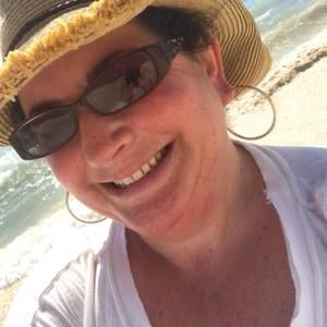 Meet your Posher, Kelli